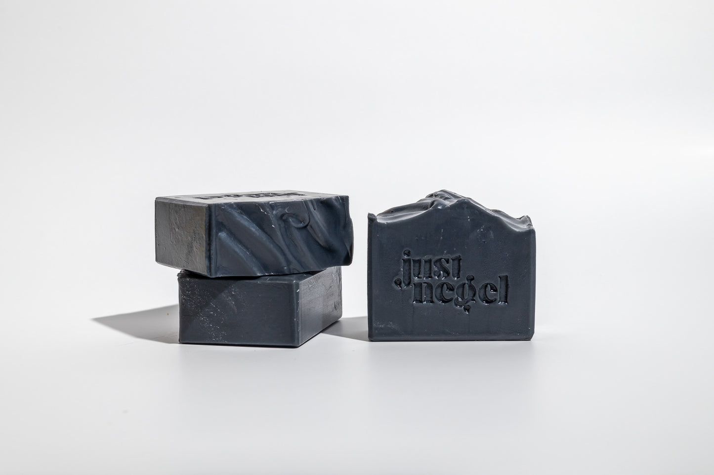 Activated Charcoal, Rosemary, Tea Tree & Peppermint