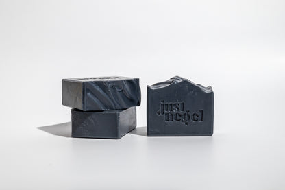 Activated Charcoal, Rosemary, Tea Tree & Peppermint