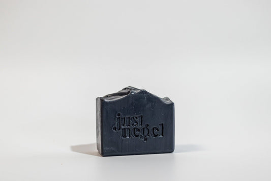 Activated Charcoal, Rosemary, Tea Tree & Peppermint
